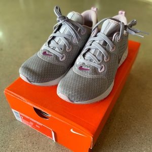 NWT Nike Women’s Legend React Running Shoes